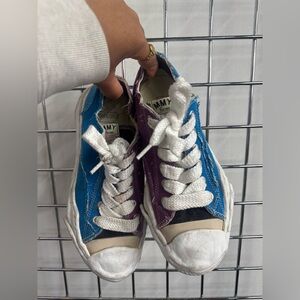MAISON MIHARA YASUHIRO logo patch sneakers blue and purple size 42